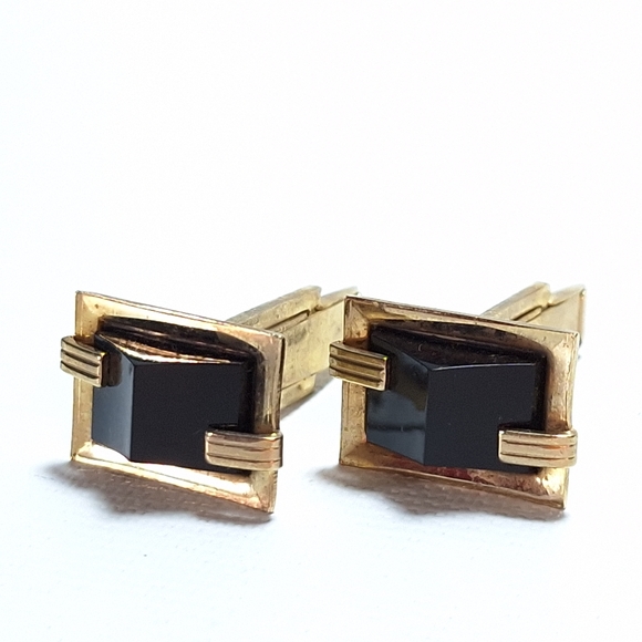 Vintage Poag Jewellers Gold Tone and Black Stone Cuff Links - Picture 2 of 6